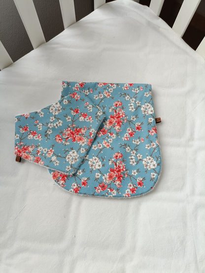 Pack duo Toalla secababitas y Bandana Flor Japón